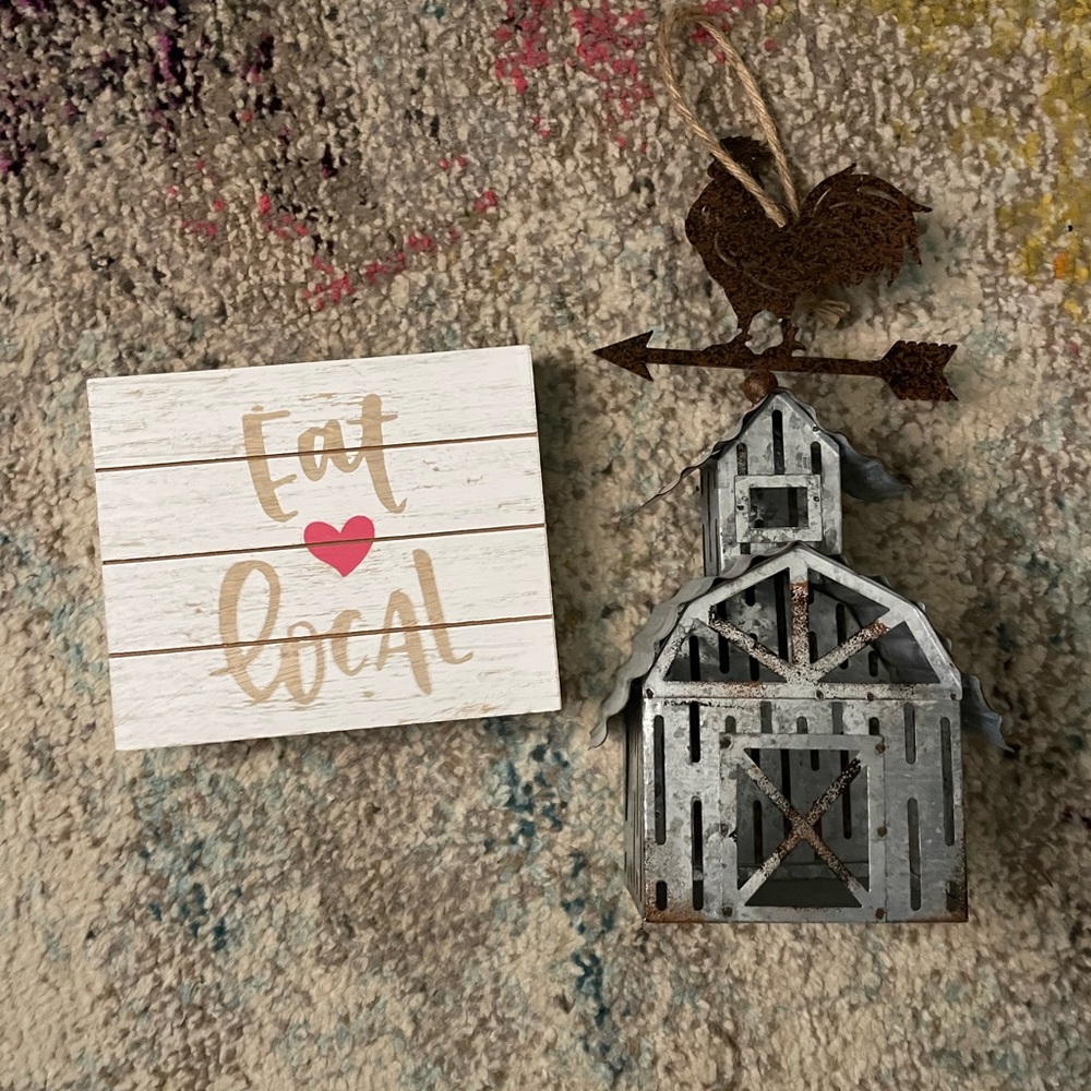 Two piece farmhouse bundle sign and rustic barn
